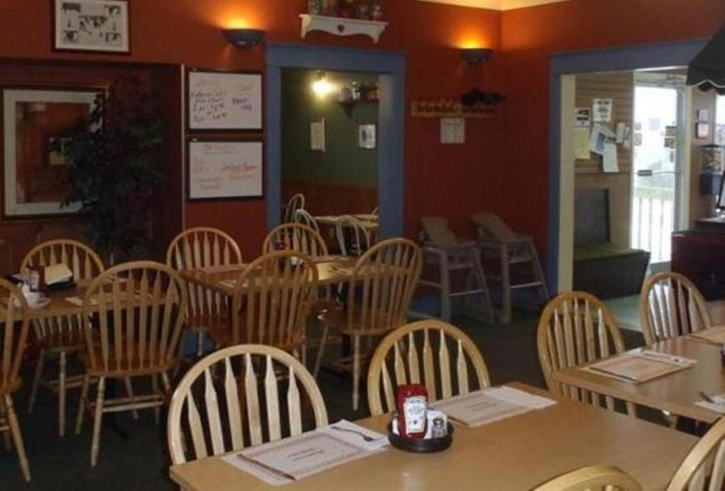 Settler'S Inn & Motel Plaster Rock 외부 사진
