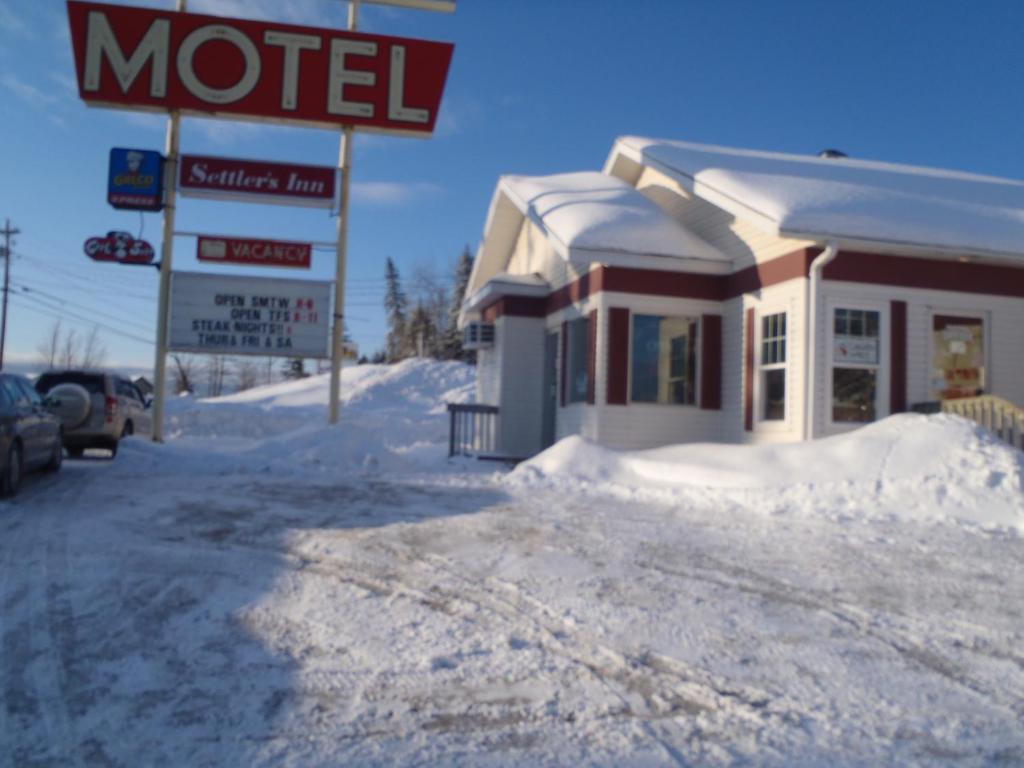 Settler'S Inn & Motel Plaster Rock 외부 사진