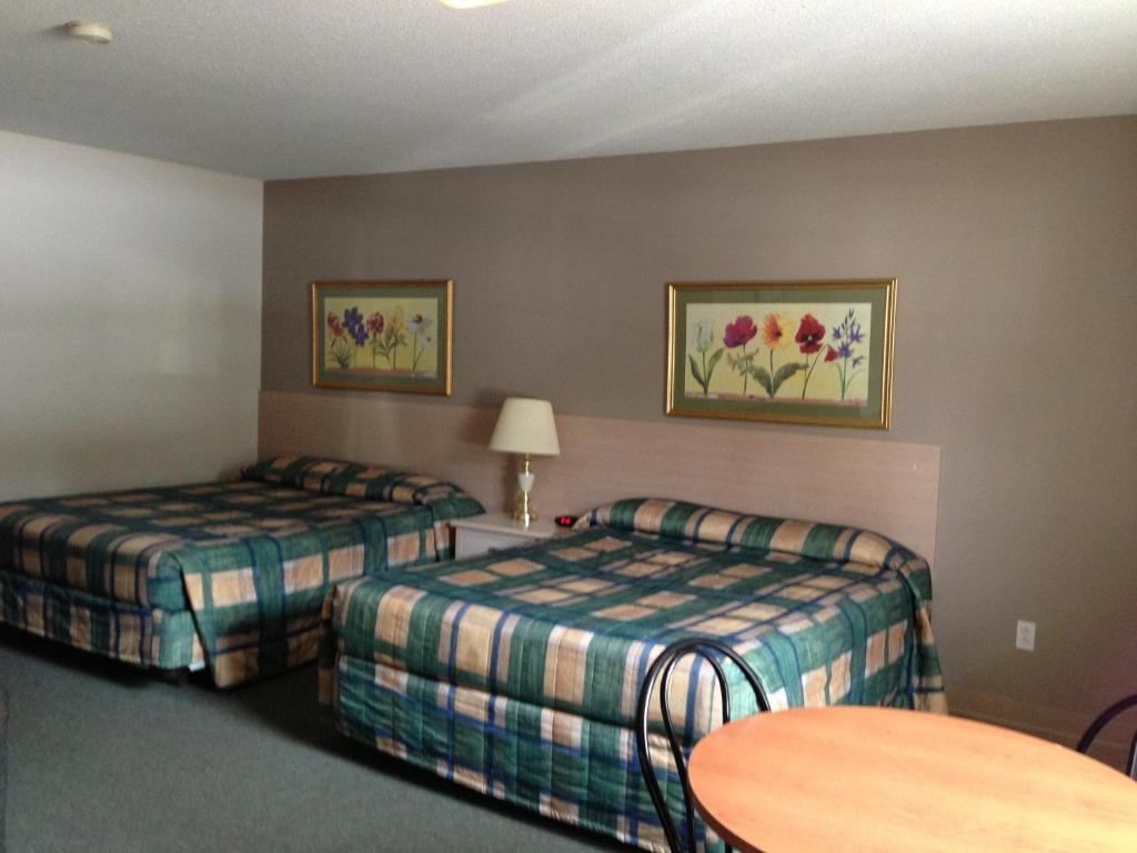 Settler'S Inn & Motel Plaster Rock 외부 사진